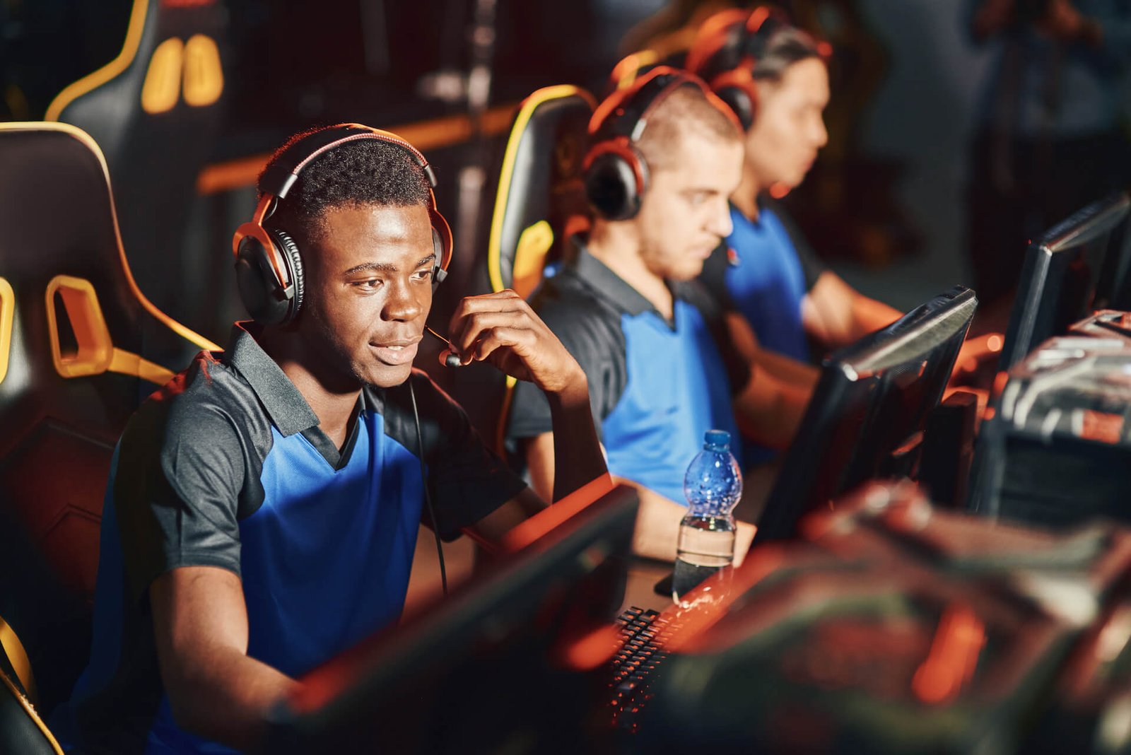 professional-cybersport-gamer-wearing-headphones-t-2021-12-09-04-18-11-utc.jpg