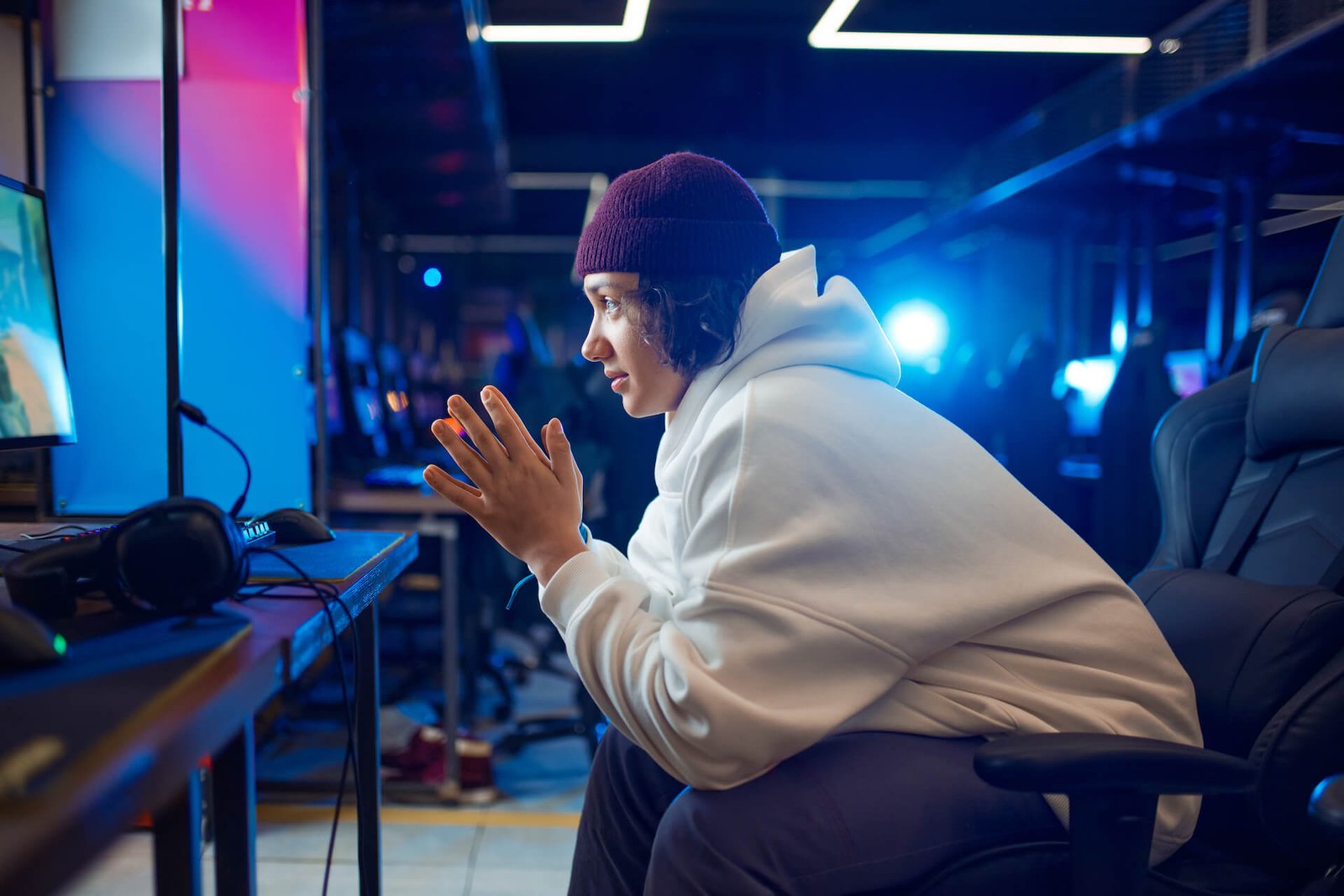 young-gamer-resting-in-gaming-armchair-game-club-2021-09-03-03-08-41-utc.jpg